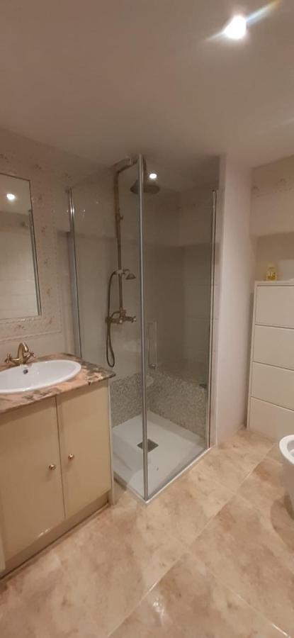 Acogedor Apartamento En Roses - 50M Playa - Wifi - Aire Acondicionado Exterior photo